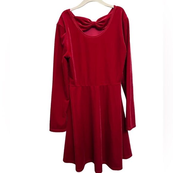 NWT Children’s Place Red Velour Holiday Dress (10/12) - Picture 2 of 4